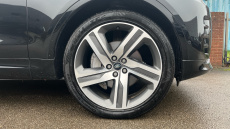 Land Rover Discovery 3.0 D300 R-Dynamic HSE 5dr Auto Diesel Station Wagon